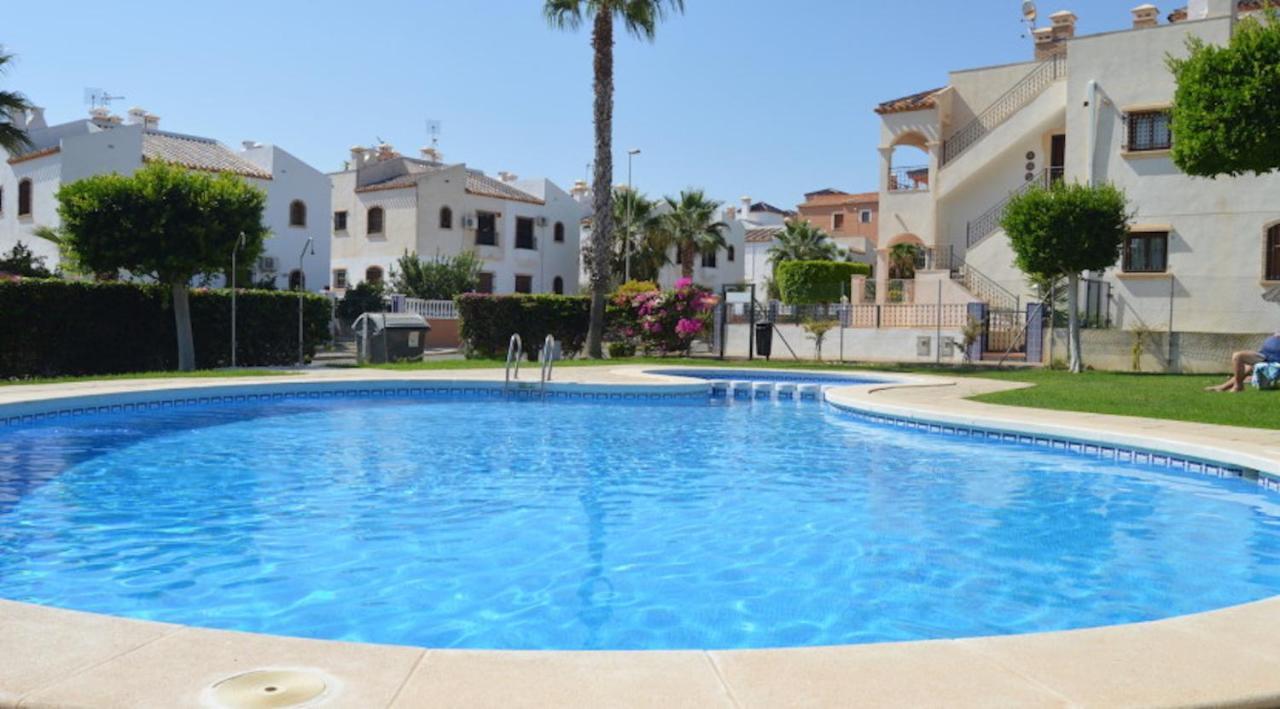 Villamartin, Lovely 2 Bed House, Short Walk To The Plaza. Orihuela Exteriér fotografie