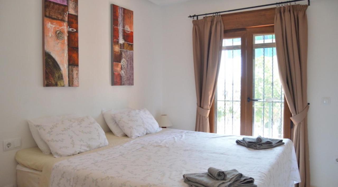 Villamartin, Lovely 2 Bed House, Short Walk To The Plaza. Orihuela Exteriér fotografie