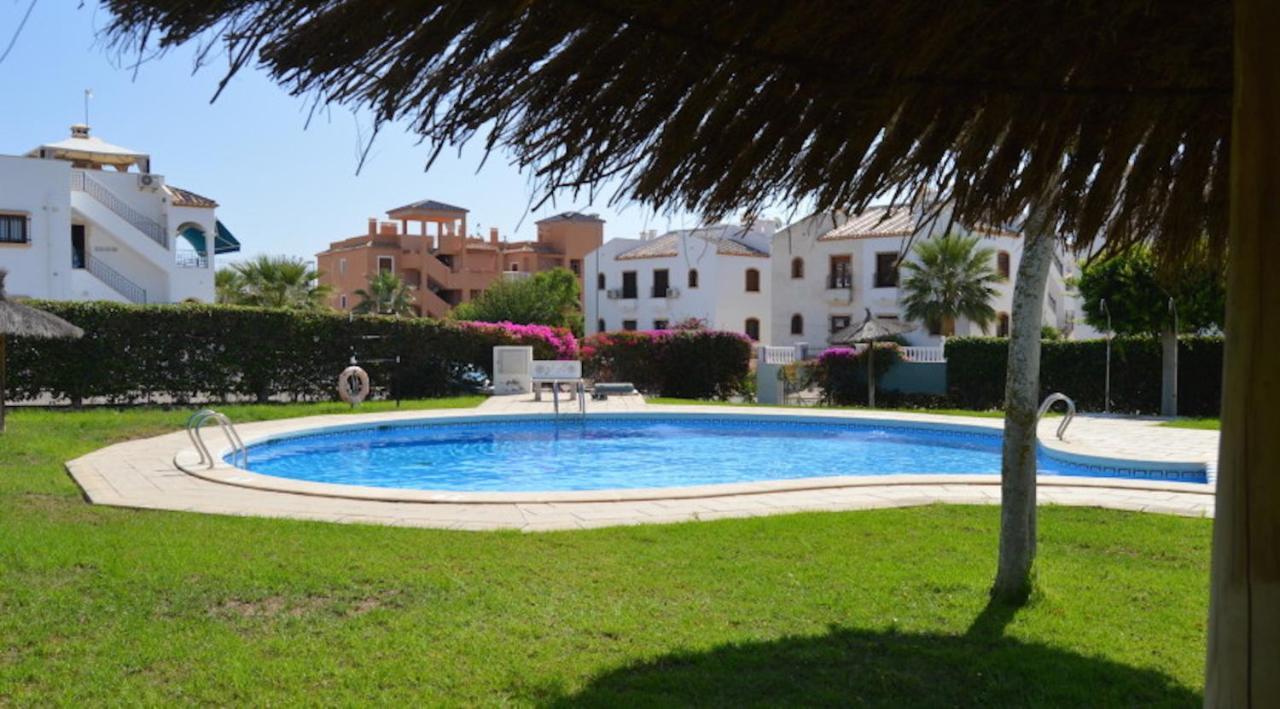 Villamartin, Lovely 2 Bed House, Short Walk To The Plaza. Orihuela Exteriér fotografie